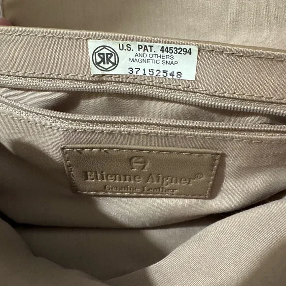 Aigner Tan Leather Shoulder Bag - Picture 3 of 13